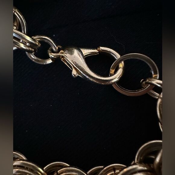 Custom SeaShell Bracelet (upcycled) - Picture 7 of 7